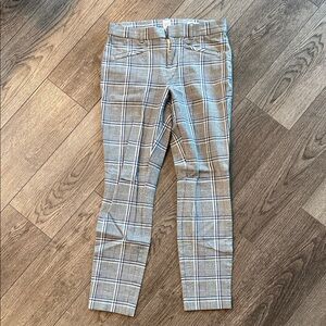 GAP Women's Checkered Trousers in Gray